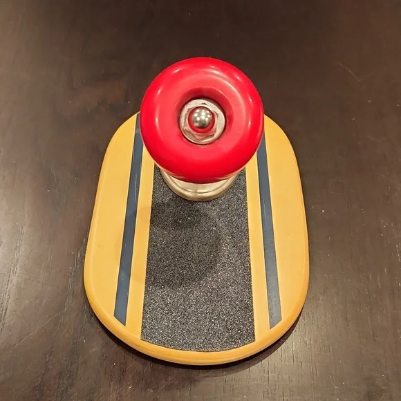 Pottery Barn Kids, Skateboard Wall Peg BNWT - Picture 12 of 16